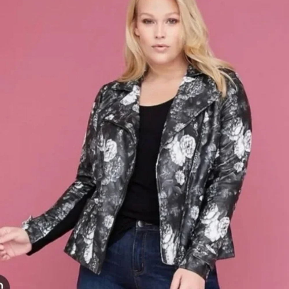 Lane Bryant Floral Moto Jacket Size 18/20 NWT Faux Leather Biker Gray White Blk